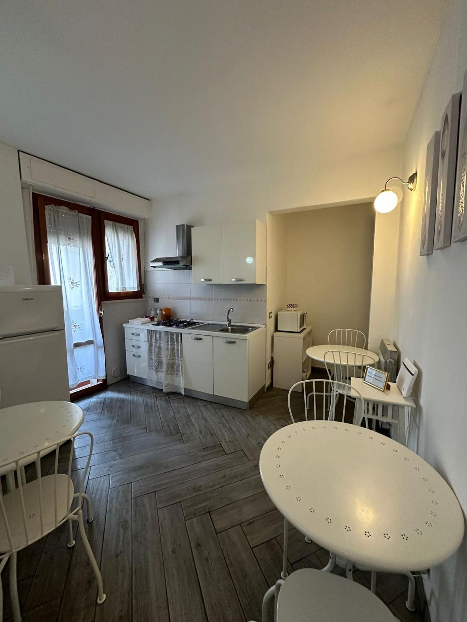 ホテル Residenza Cisanello ピサ エクステリア 写真